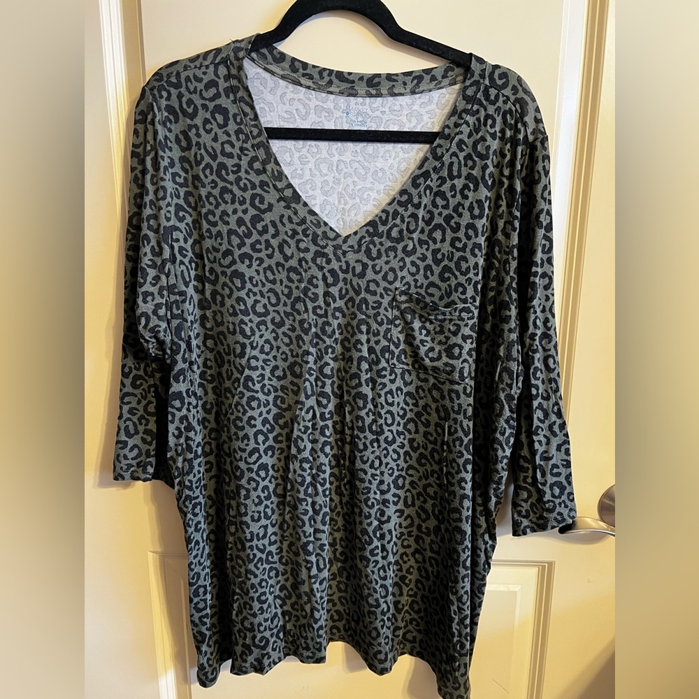 Leopard V Neck Top